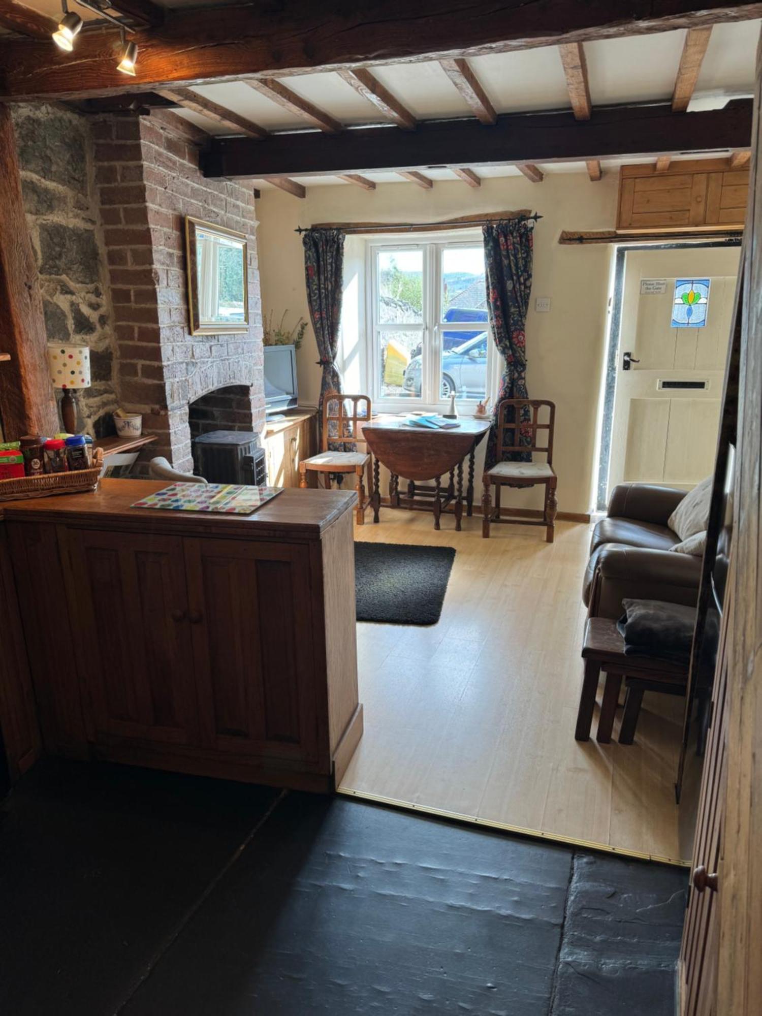 Annie'S Cottage Llanrhaeadr-ym-Mochnant Exterior foto